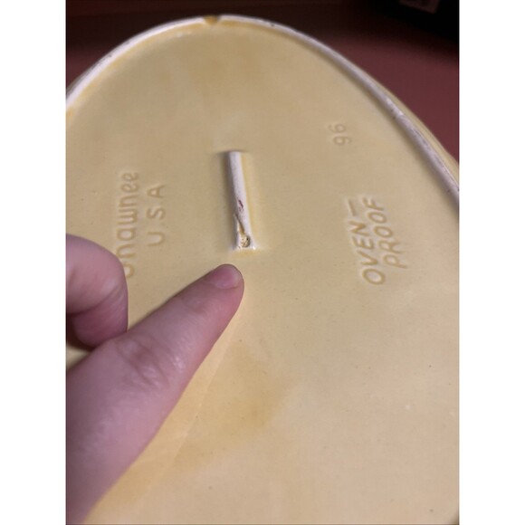 2 Vintage Shawnee Pottery Corn King #96 Platters Plates Thanksgiving - Picture 7 of 7